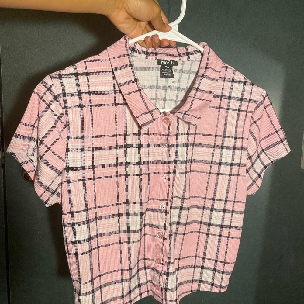 RUE 21 black white and pink plaid shirt in a size large.